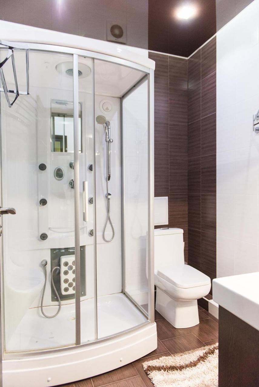 Apartment On Kunayeva 38 Shymkent Ngoại thất bức ảnh